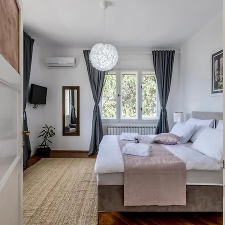 Elysium Villa Hvar Town